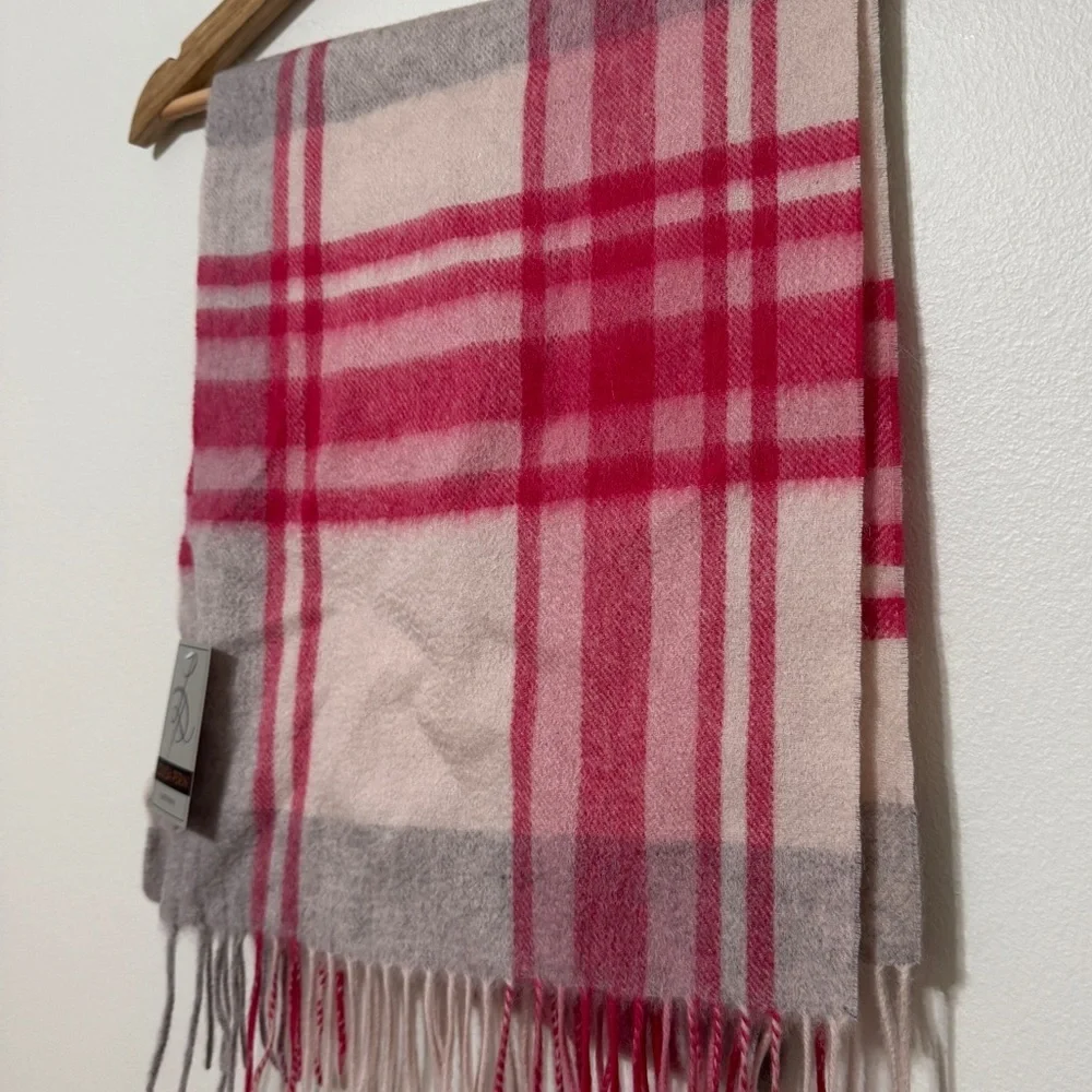 NEW Louisa Perini Cashmere Scarf NWT Pink Plaid
